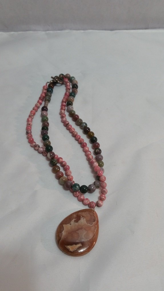 Semi precious stone jewelry: Lot of 2 semi precious gemstone necklaces.