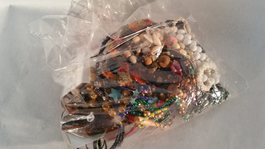 Grab Bag Jewelry: Grab Bag Costume Jewelry