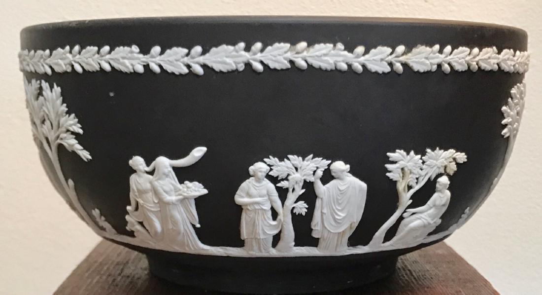 Wedgewood Black Basalt Jasperware Centerpiece (1 of 6)