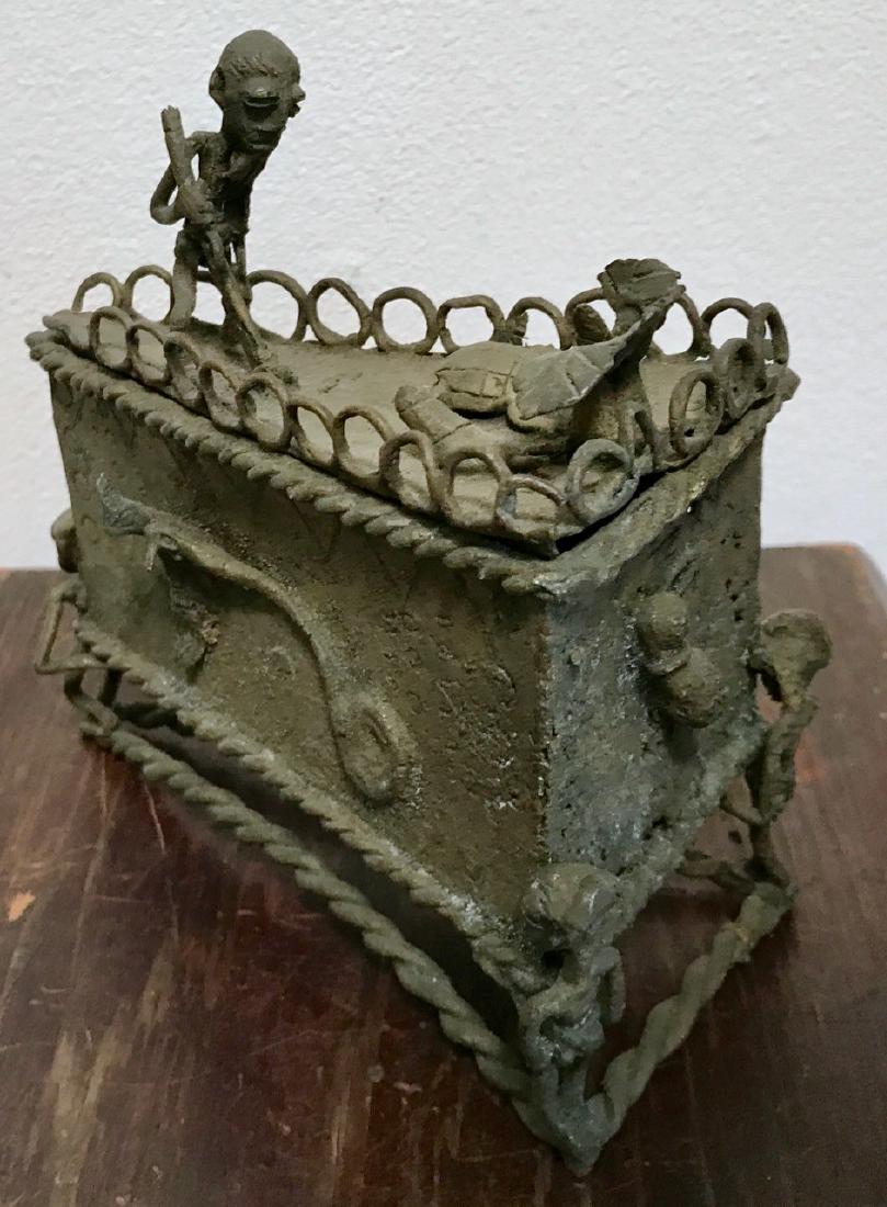 Bronze Ceremonial Vessel With Figures & Reptiles (1 of 6)