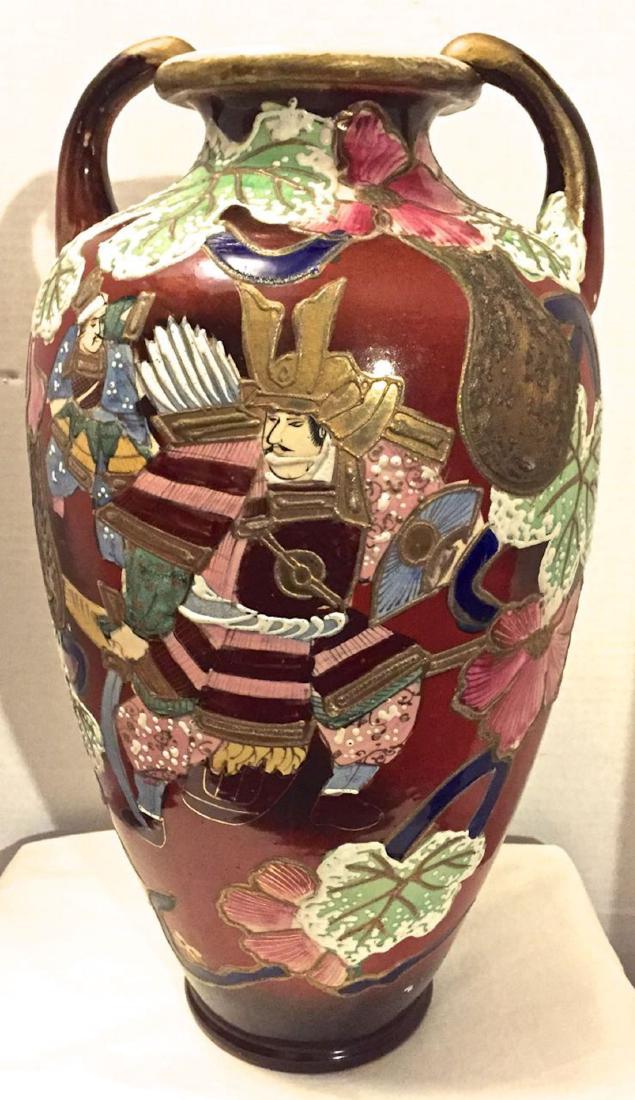 Antique Japanese Satsuma Earthenware Vase (1 of 7)