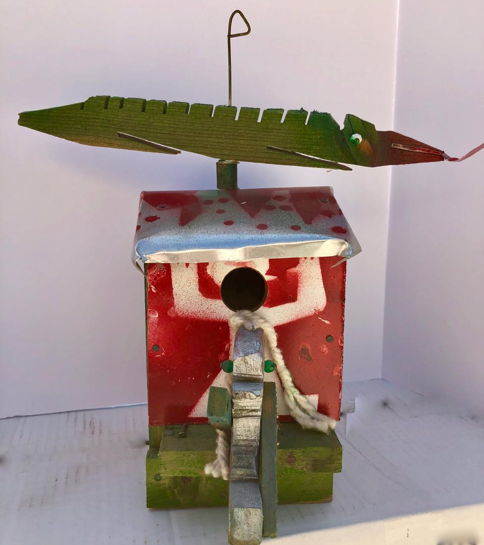 Outsider Folk Art Outhouse Lizard Birdhouse I. LAYCOCK (1 of 5)