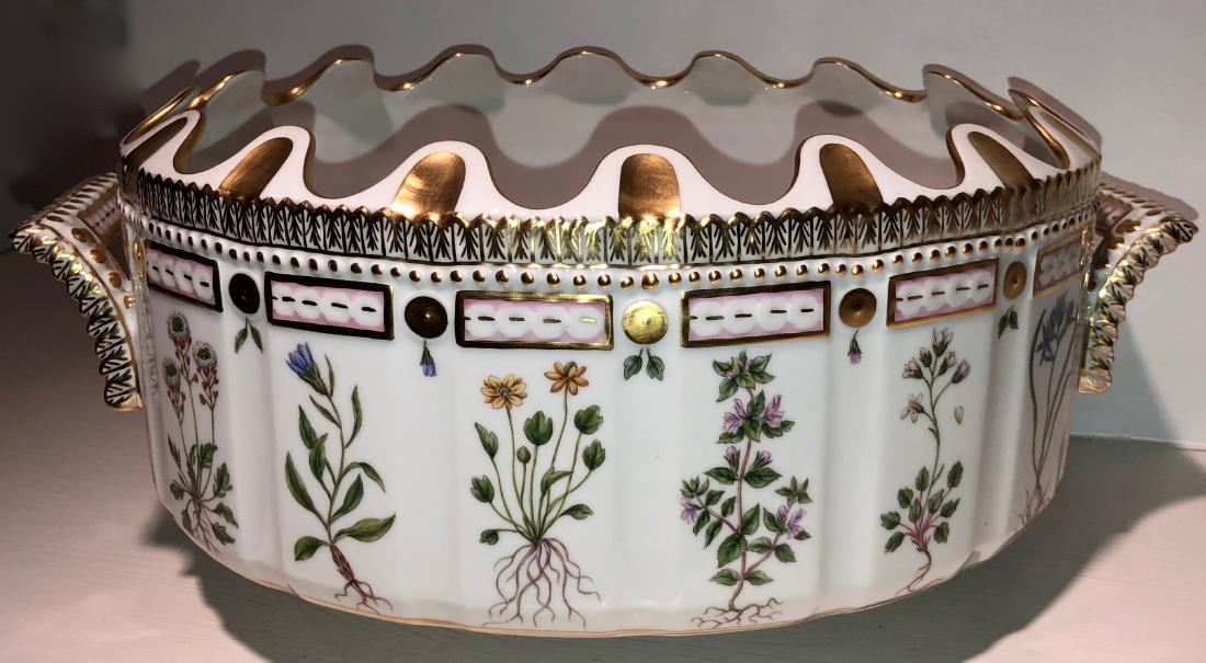 A Royal Copenhagen FLORA DANICA BOTANICAL MONTEITH (1 of 7)