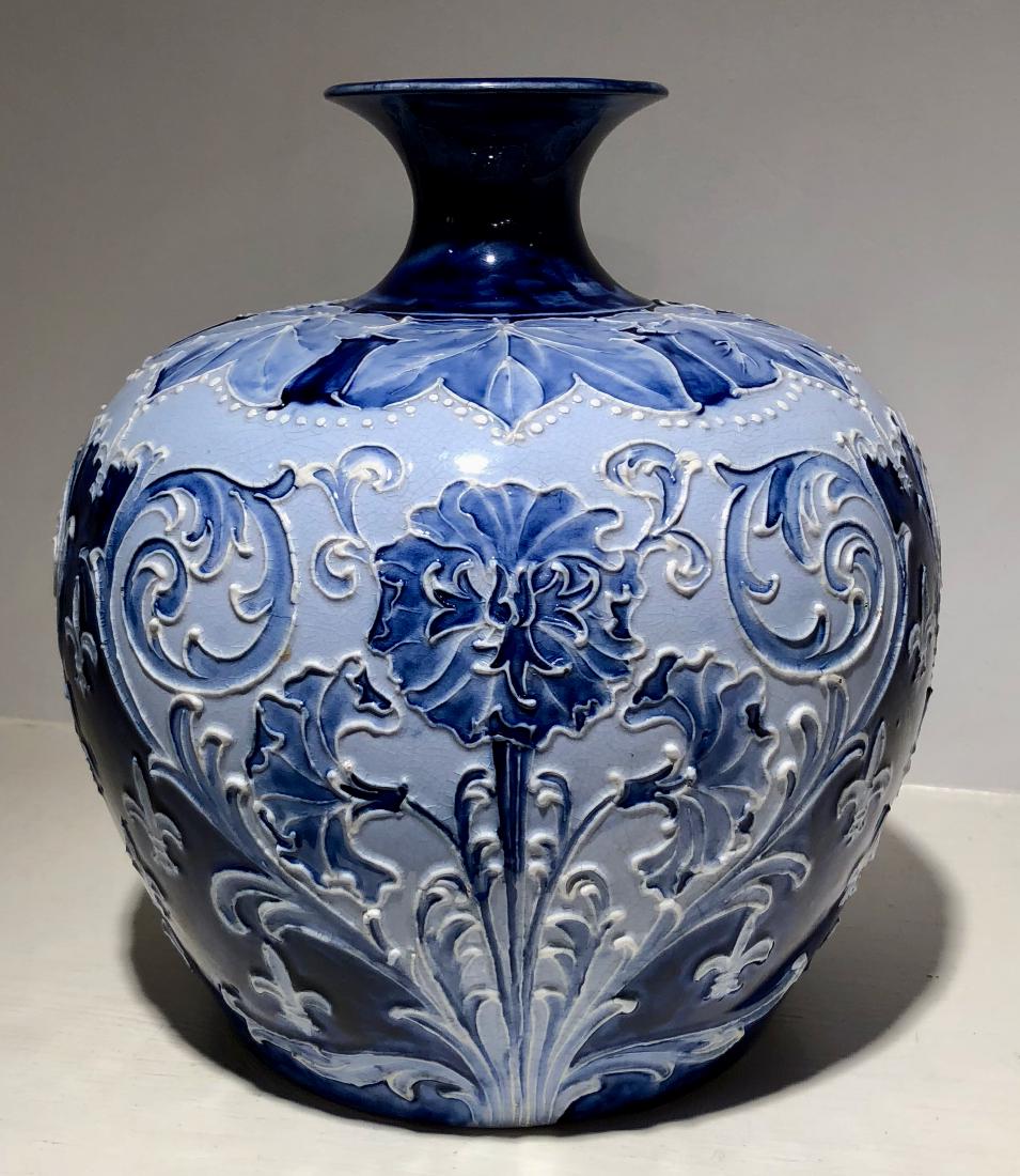 Moorcroft Macintyre Florian Ware Dianthus Vase (1 of 4)