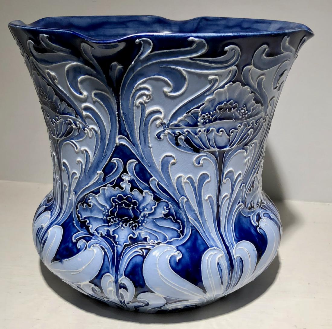 Moorcroft Florian Ware Poppy Jardiniere (1 of 7)