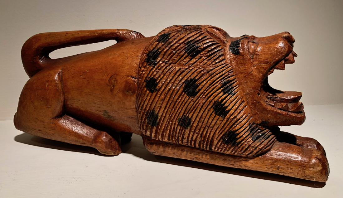 American Folk Art Hand-Carved & Painted Wood Lion (1 of 6)