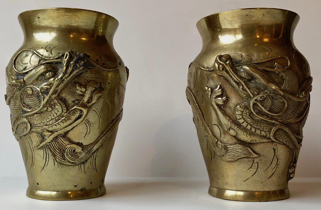Pair Of Meiji Bronze Dragon Vases YOSHIDA ZO (1 of 4)