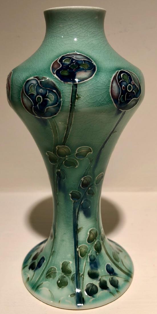 Moorcroft Tudor Rose Pattern Vase (1 of 4)