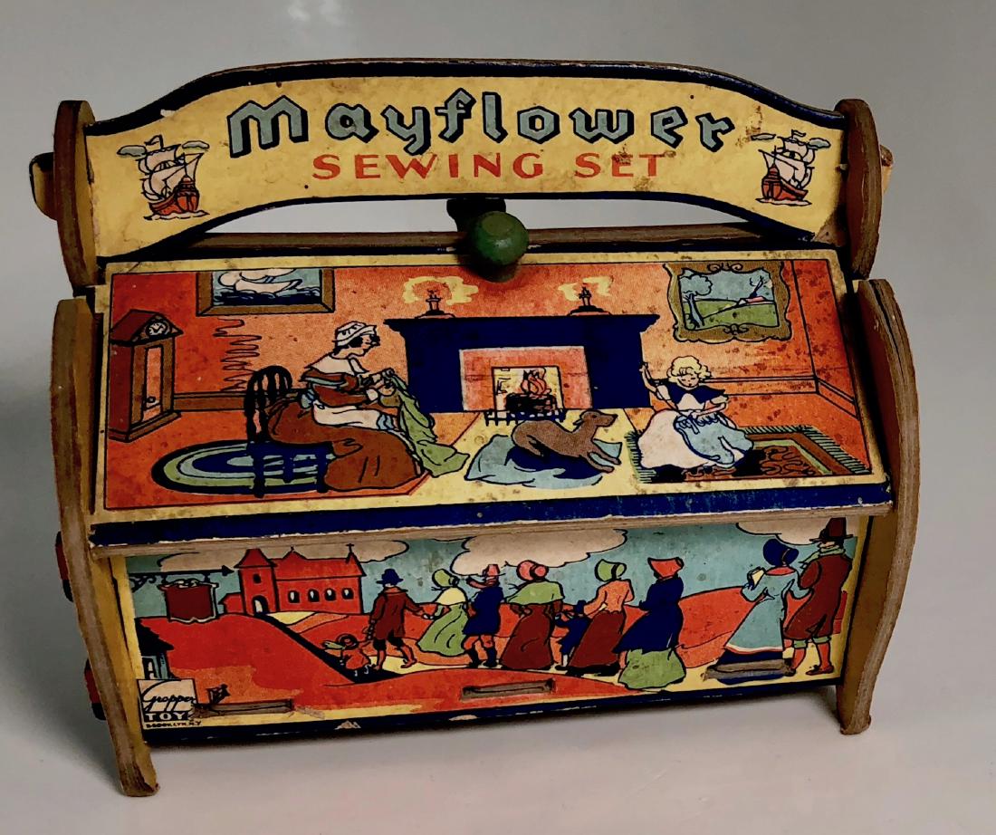 Mayflower Sewing Kit GROPPER & SONS  Circa 1914 (1 of 7)