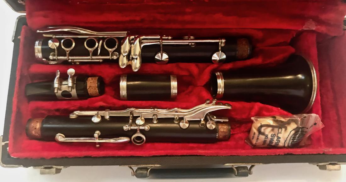 Martin Freres LaMonte Paris Wood Clarinet (1 of 4)