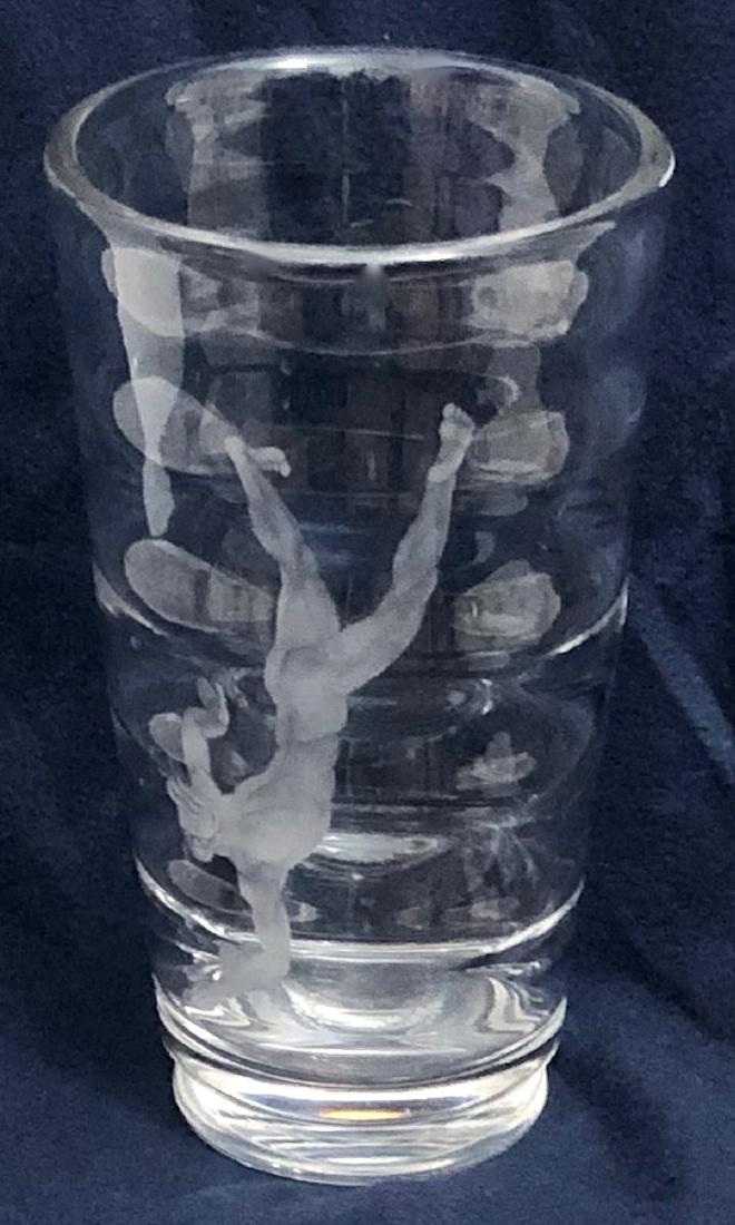 Orrefors PEARL DIVER Etched Vase, Vicke Lindstrand: VICKE LINSTRAND PEARL DIVERS VASE, 1955. Orrefors ribbed thick flaring glass vase with inherent horizontal banding, etched with a nude male diver and bubbles by the artist Vicke Lindstrand for Orrefor