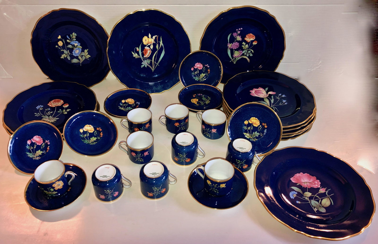 Spode Copelands China, England, Floral Lunchen Set (1 of 12)