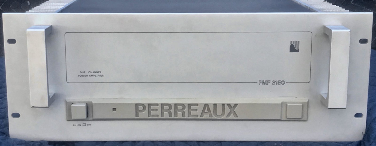 PERREAUX PMF DUAL CHANNEL POWER  AMPLIFIER 3150 (1 of 8)