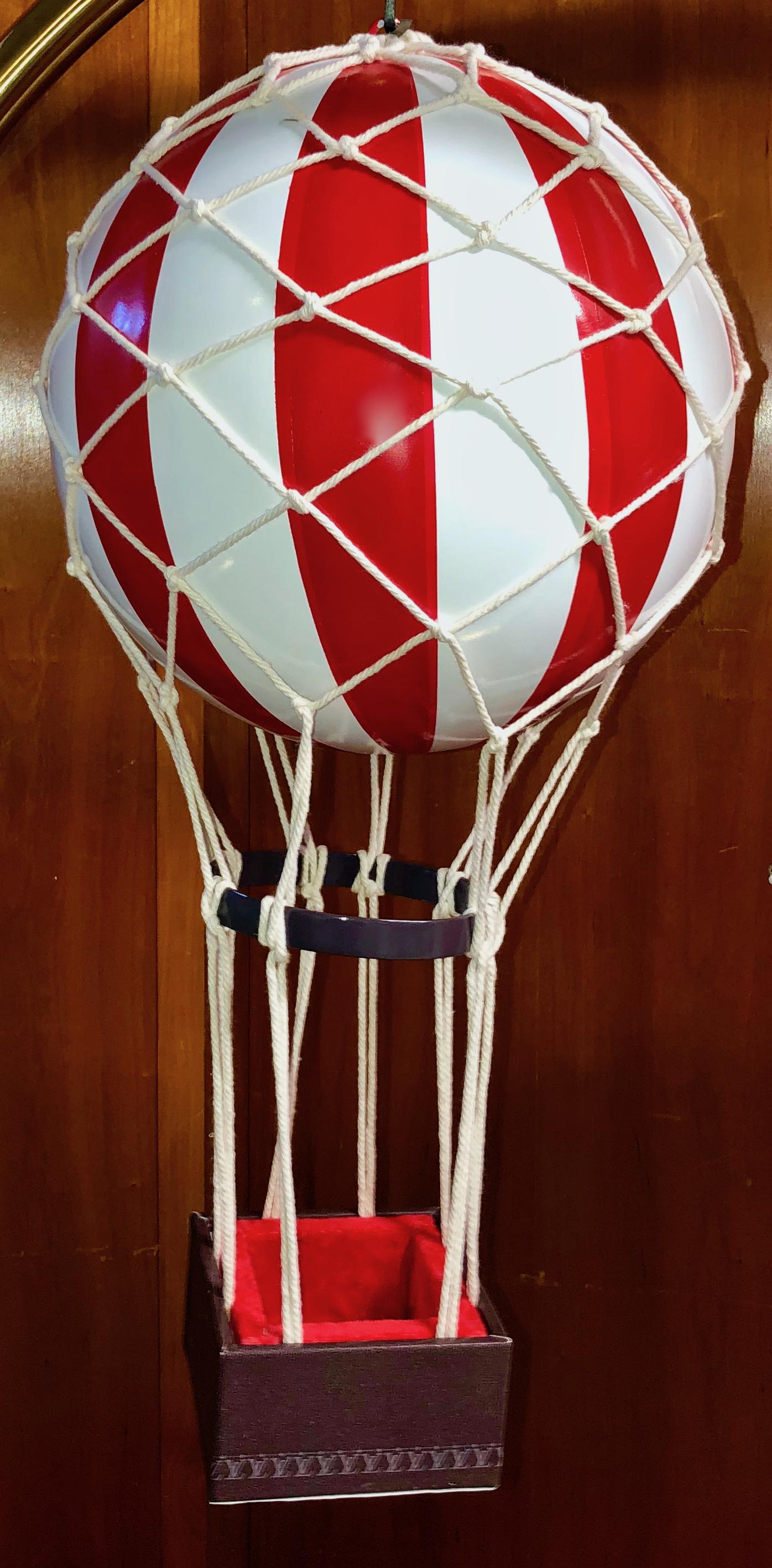 Louis Vuitton Window Display HOT AIR BALLOON 25" (1 of 3)