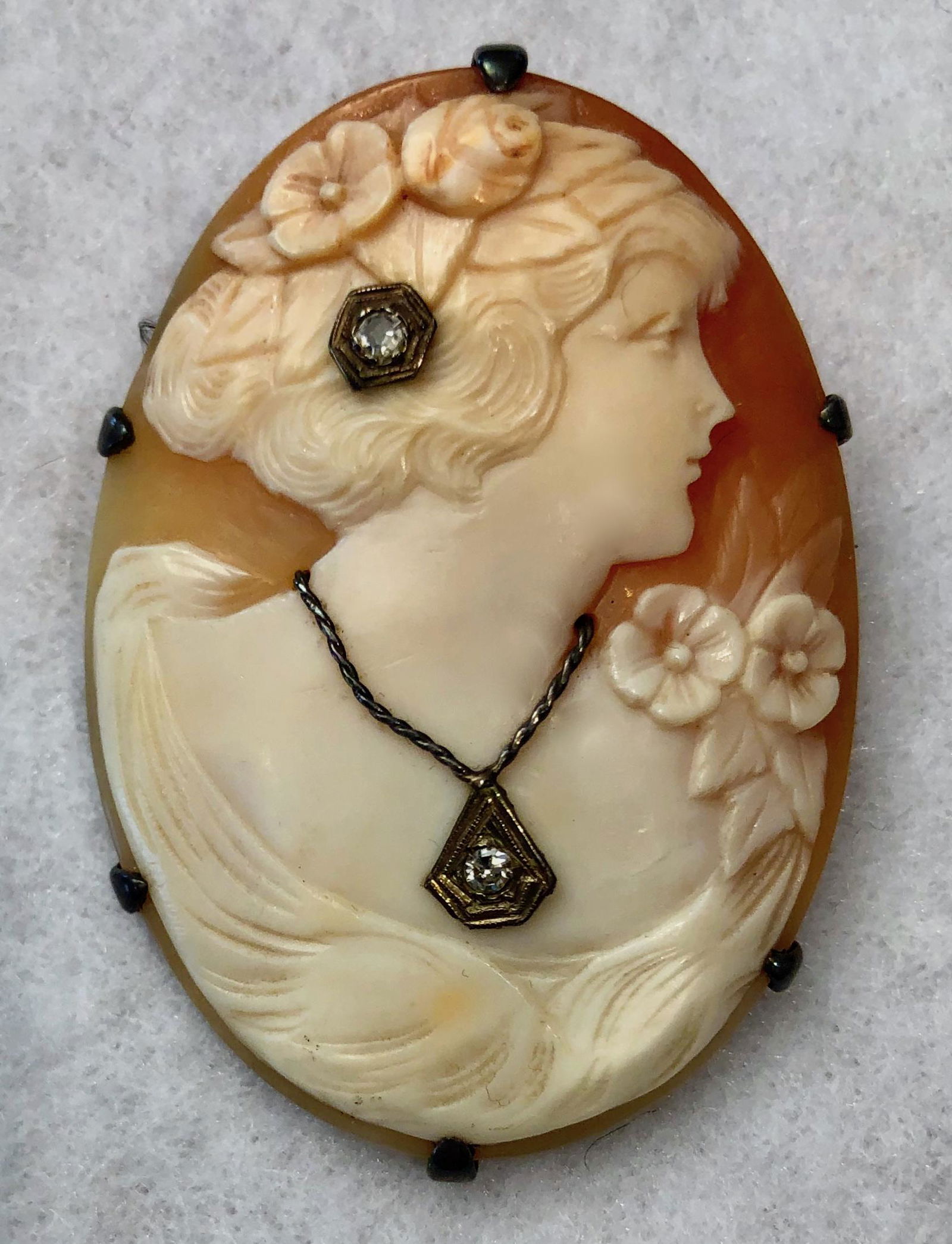 14k Gold Italian Hand Carved Cameo Brooch w/ Diamonds (1 of 4)