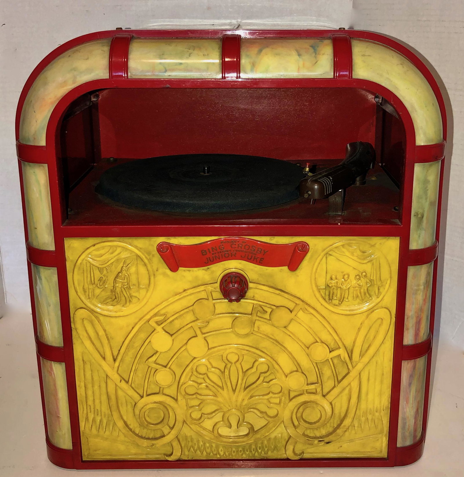 BLAST FROM THE PAST Bing Crosby Junior Jukebox (1 of 7)