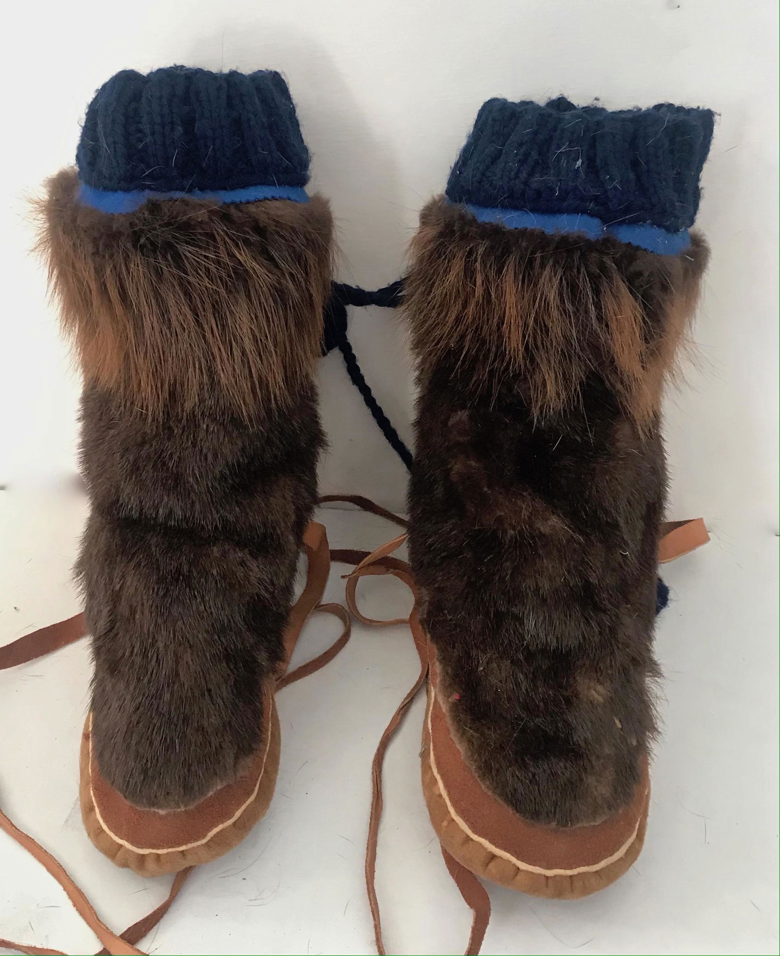 Vintage Athabascan Otter Fur Mukluks, Alaska 1950s (1 of 5)