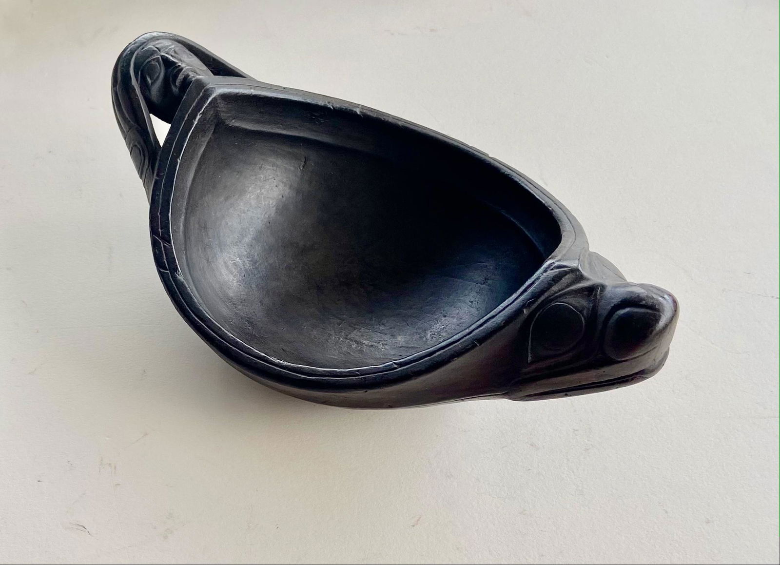 Pacific Northwest Coast Ceremonial Raven Vessel Bowl (1 of 5)