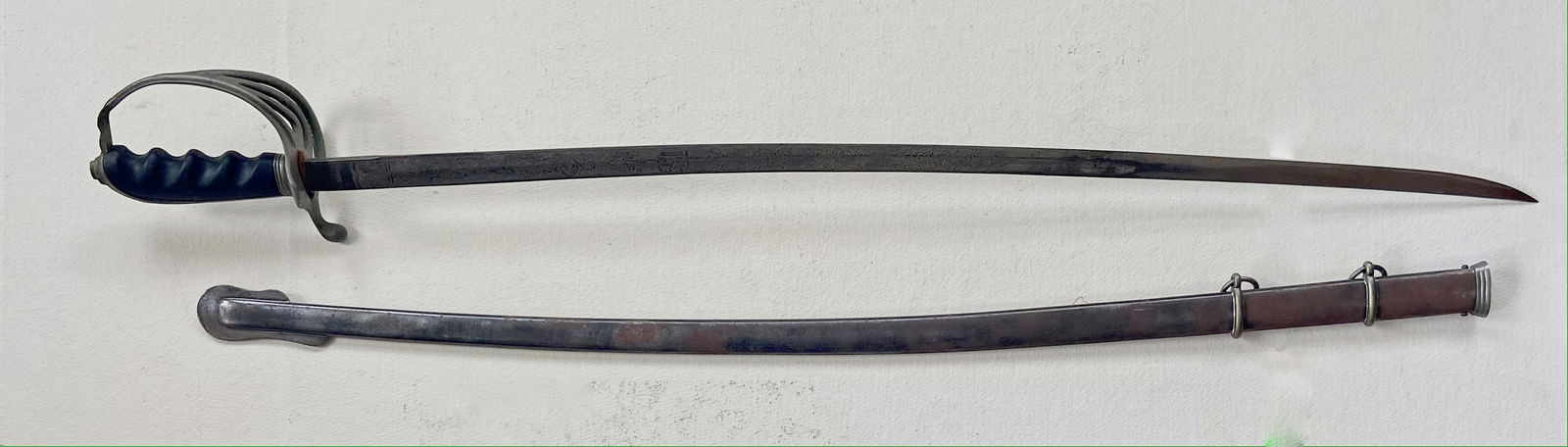 Francis Bannerman Officer Sword w/ Scabbard 1902 (1 of 5)