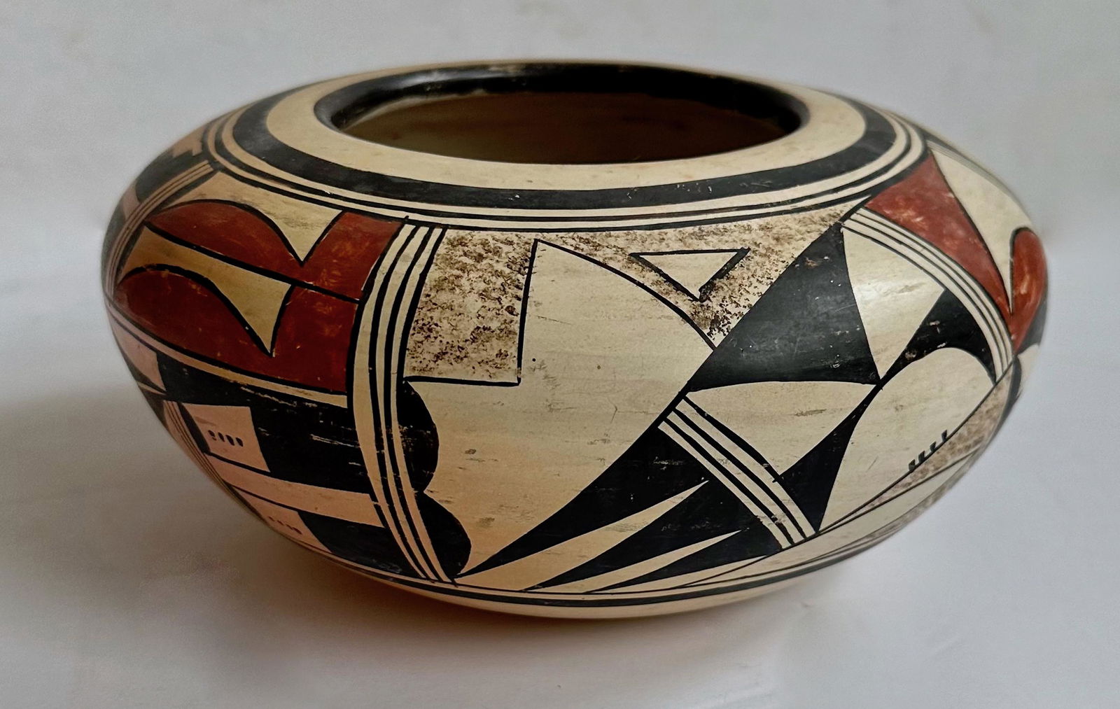 Hopi Indian Annabelle Honie Signed Polychrome Bowl / Pot, c.1930s (1 of 4)