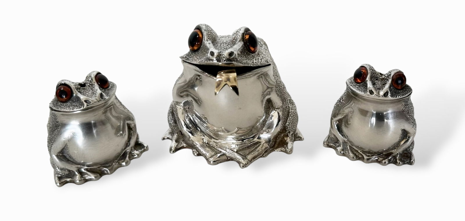 Sterling Silver Frog Condiment Set,  William Comyns, London (1 of 8)