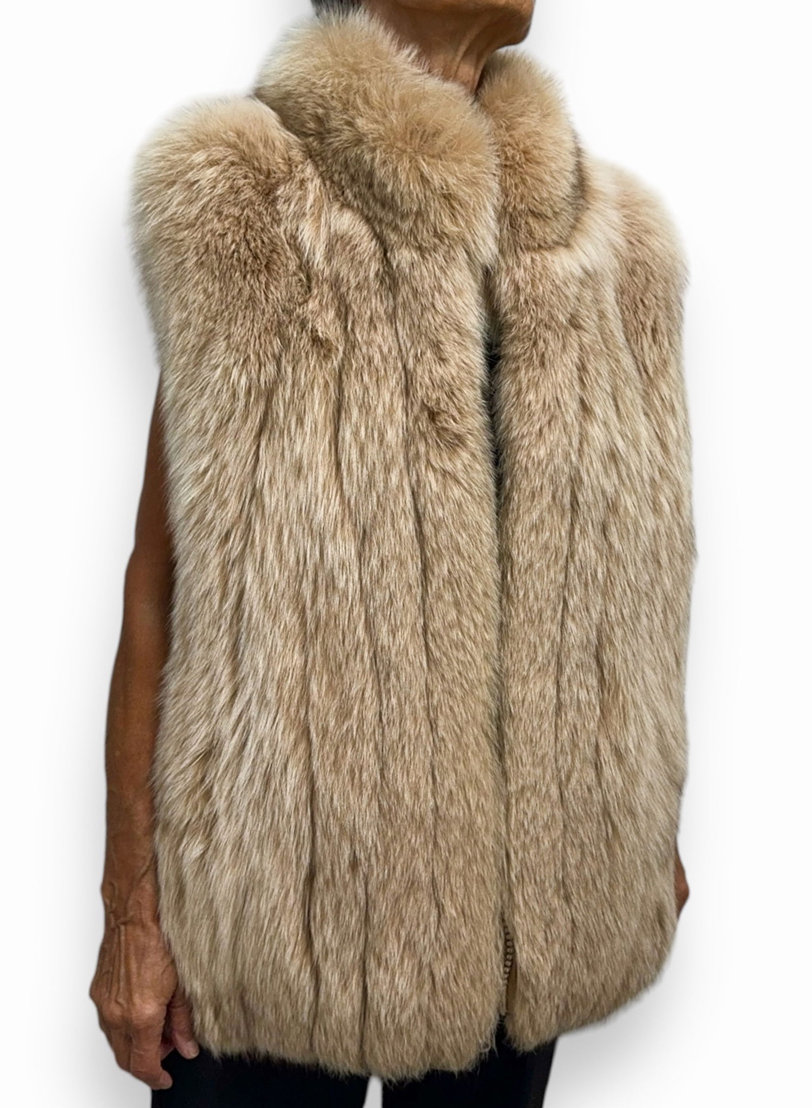 Vintage Natural Canadian Lynx Fur Vest (1 of 7)