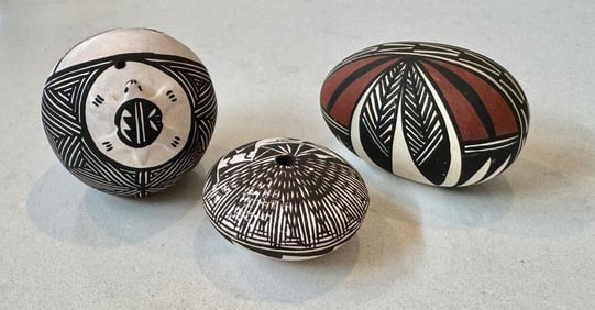 Native American Acoma Polychrome Seed Pots, Signed (3)