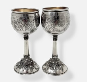 Judaica: Pair of Sterling Silver Kiddush Cups