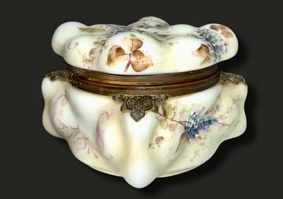 19th C. WAVE CREST DRESSER BOX