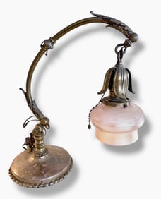 Art Nouveau Table Lamp in Gilded Bronze and Opalescent Glass