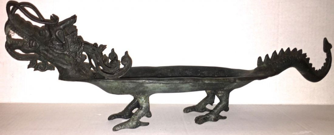 CHINESE BRONZE FIGURAL DRAGON TRAY (1 of 6)