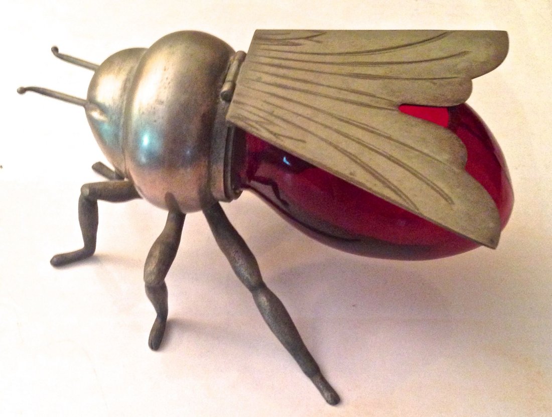 Cranberry Glass Bee Honey Pot (1 of 5)