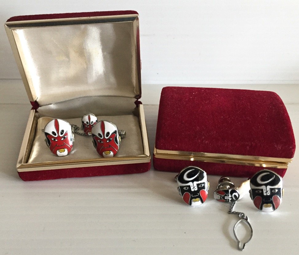 Chinese Enamel Opera Mask Cufflinks Tie Tack Set (2) (1 of 5)