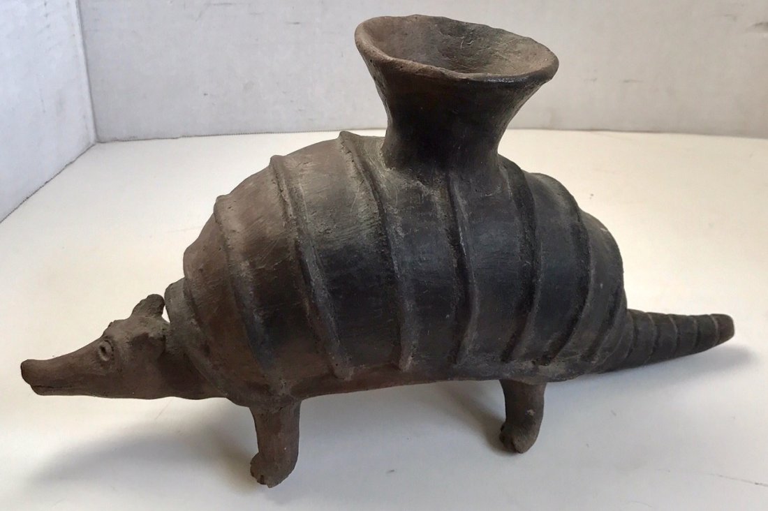 Effigy Armadillo Pottery Vessel (1 of 5)