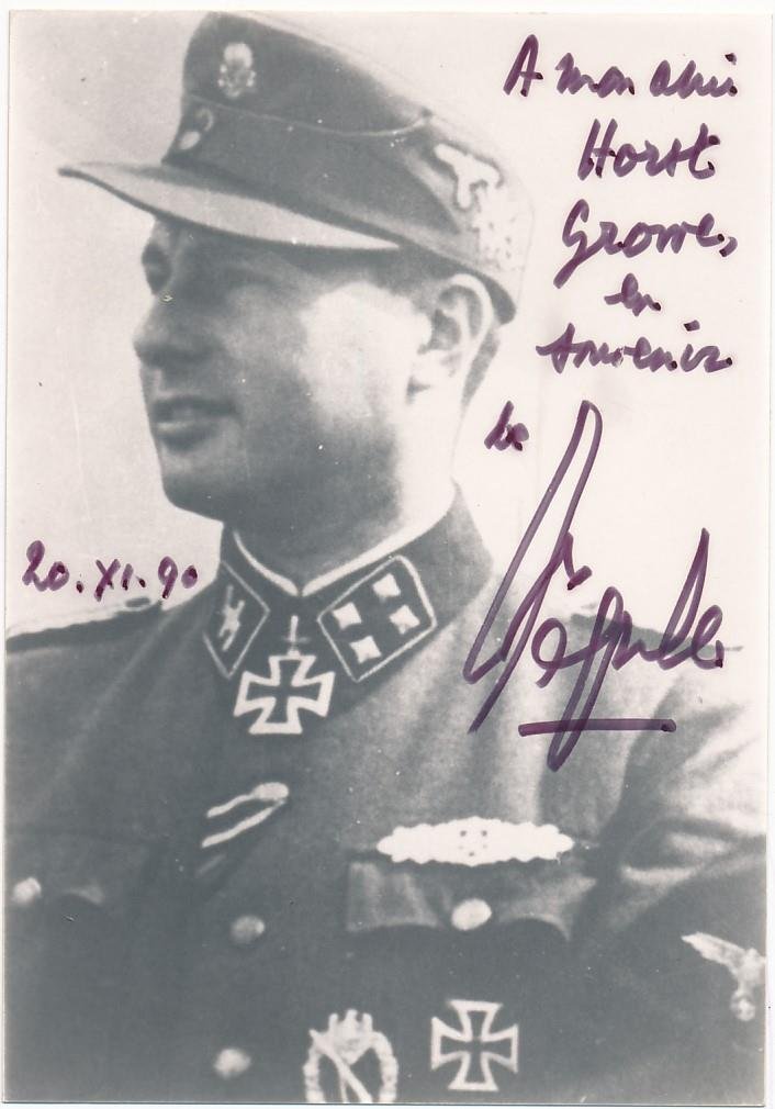 LÃ©on Degrelle- (Father Holocaust Denial) Signed Photo: Vintage 3.5X5.5 Satin finish photograph signed nicely in black felt tip ink by LÃ©on Degrelle. In very good condition. Joseph Marie Ignace Degrelle (15 June 1906 â€“ 31 March 1994) was a Belgia