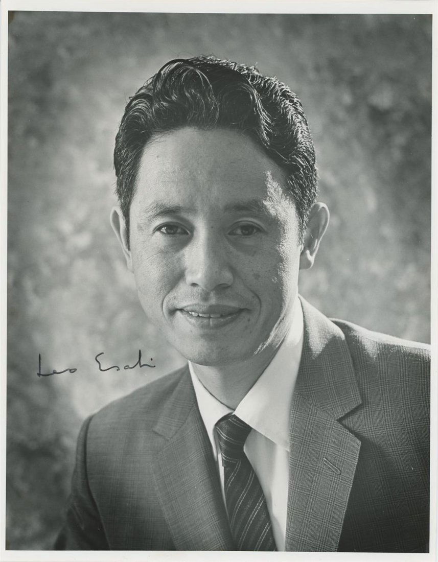 Leo Esaki- Signed Vintage Photograph (Nobel Prize 1973) (1 of 1)