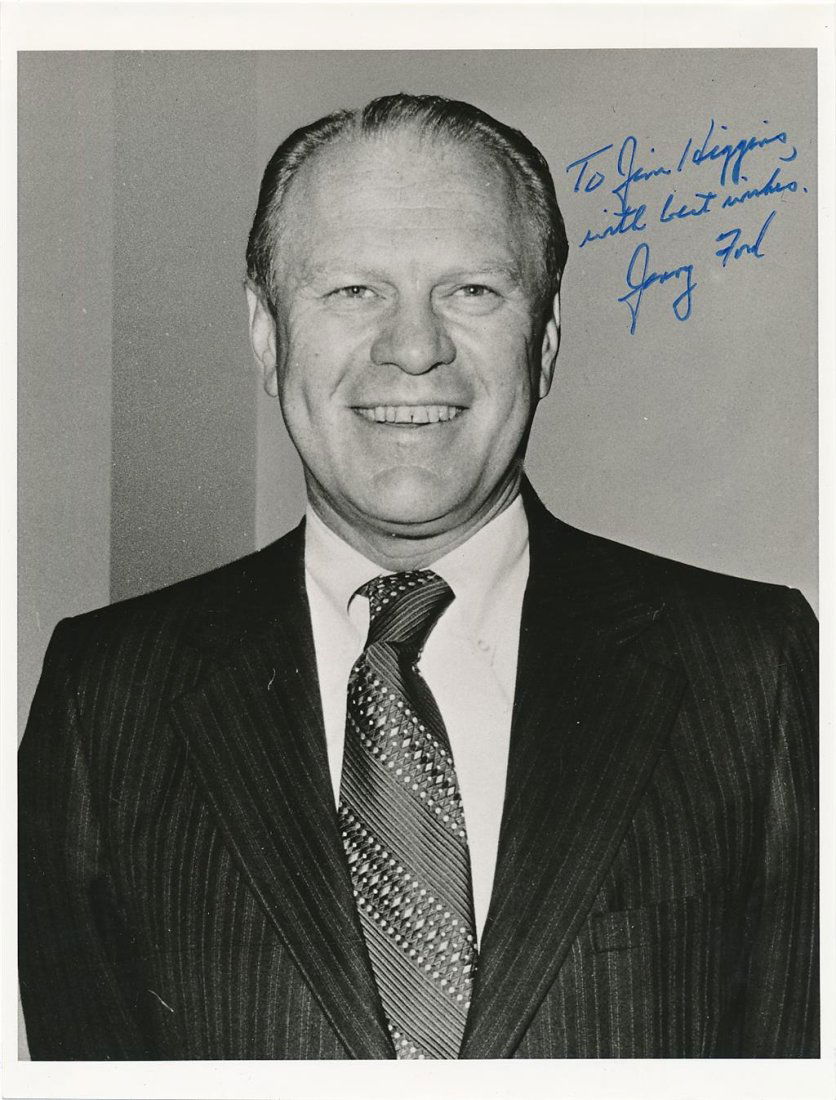 President Gerald Ford- Signed Vintage Photograph (1 of 1)