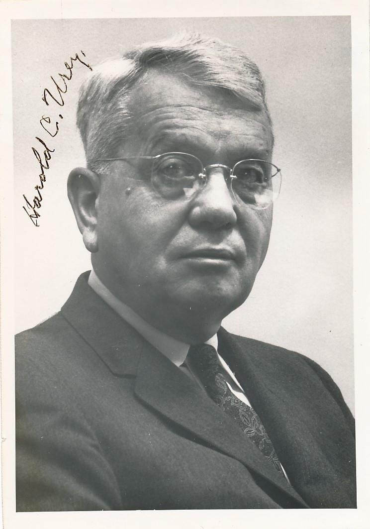 Harold Urey- Vintage Signed Photograph (Nobel Prize 1934) (1 of 1)