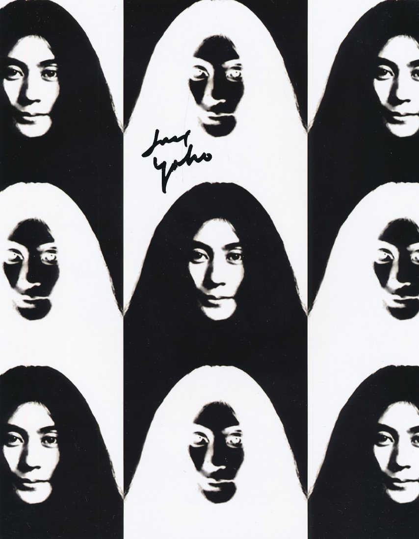 Yoko Ono-Signed Photograph MINT (1 of 1)