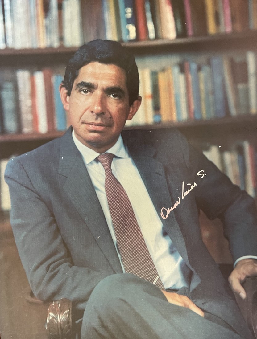 Ã“scar Arias-Signed Vintage Photo (Nobel Prize 1987 & Pres. Costa Rica) (1 of 1)