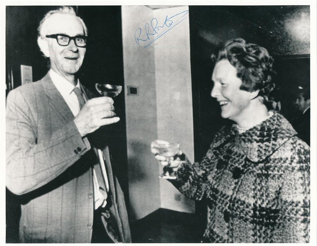 Rodney Porter-Vintage Signed Photograph  (Nobel Prize 1972) (1 of 1)