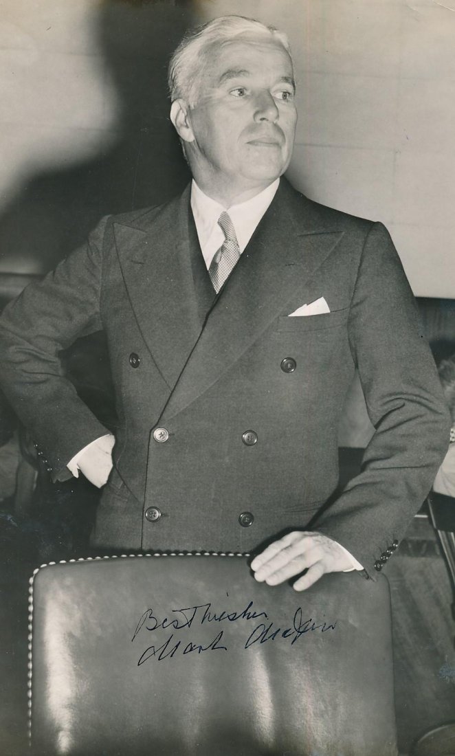 Charlie Chaplin-RARE Vintage Signed Over-Sized Photograph (1 of 1)