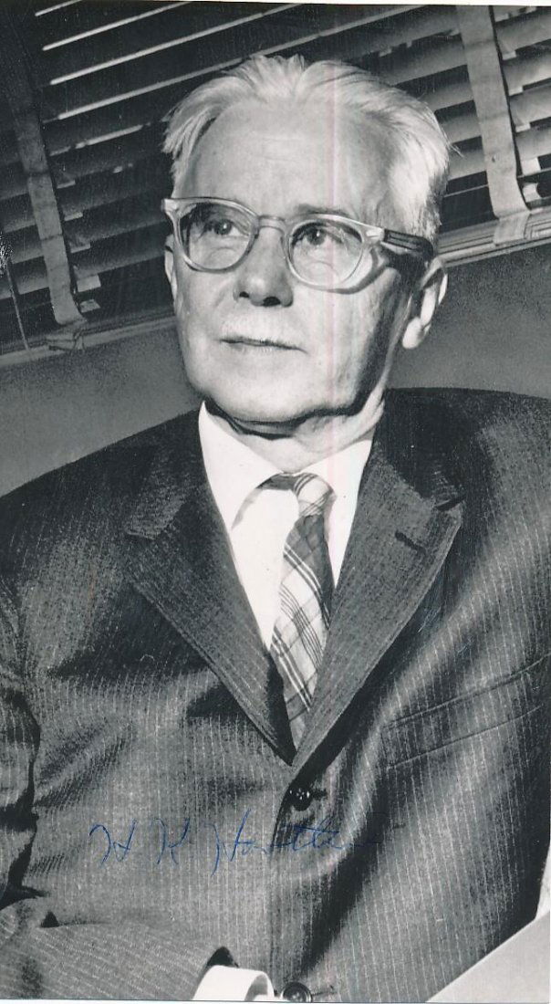 Haldan Keffer Hartline - Vintage Signed Photograph (Nobel Prize 1967) (1 of 1)