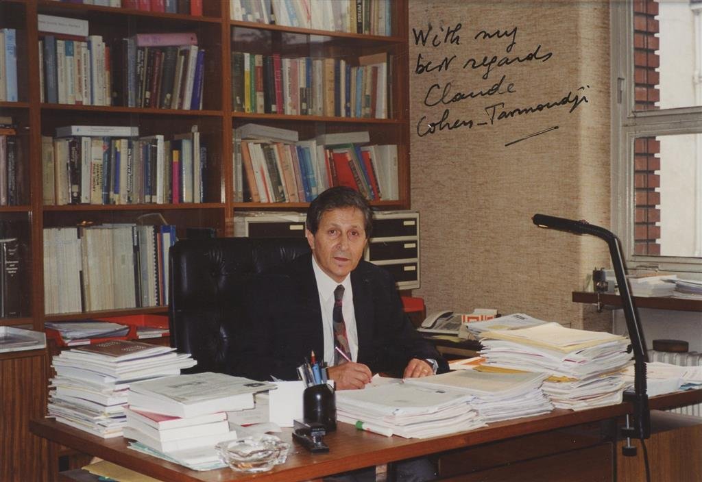 Claude Cohen-Tannoudji- Signed Photograph (Nobel Prize 1997) (1 of 1)