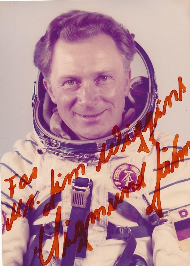 Sigmund JÃ¤hn-Signed Vintage Photograph (German Cosmonaut) (1 of 1)
