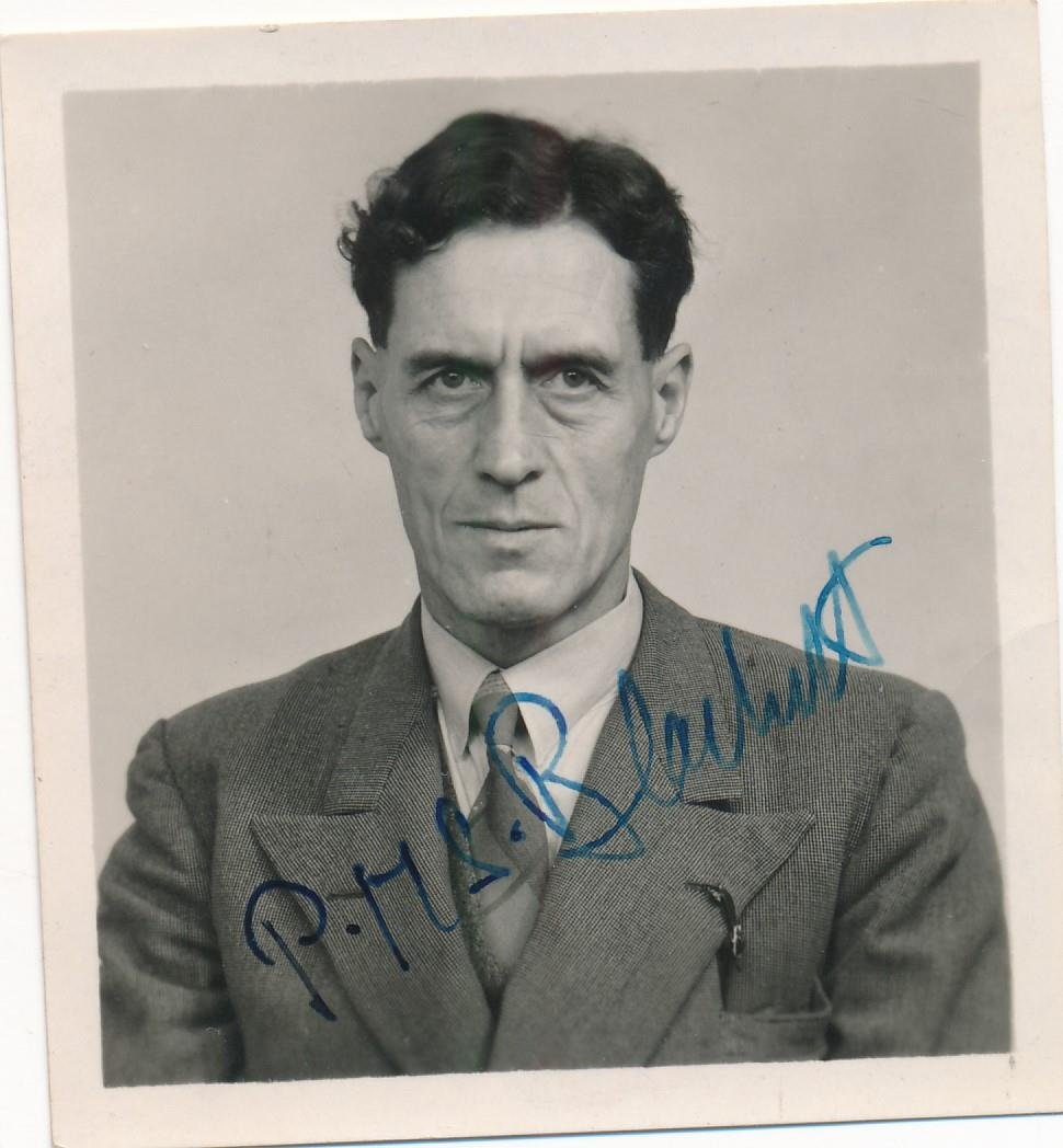 Patrick Blackett-Vintage Signed Photograph (Nobel Prize 1948) (1 of 2)