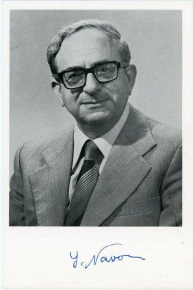 Yitzhak Navon-Vintage Signed Photograph  (5th President of Israel)