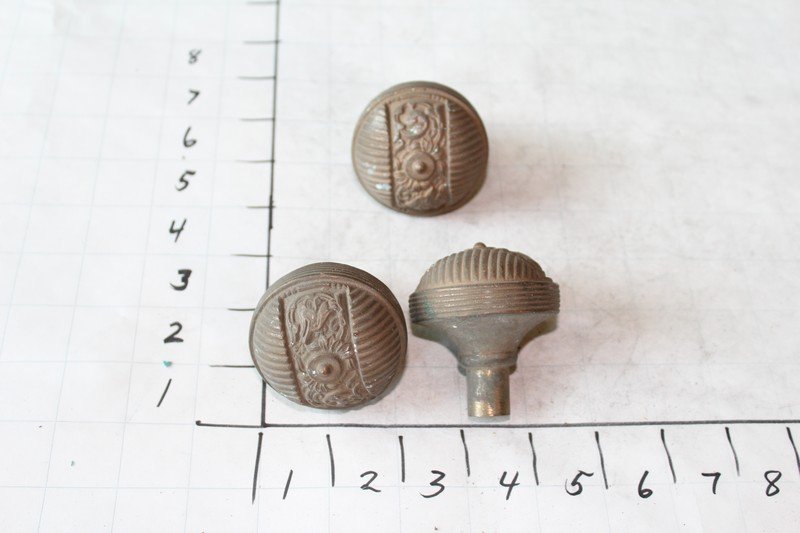 Bronze Door Knobs (3) (1 of 2)