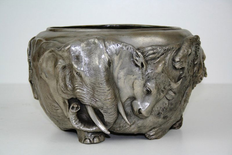 Classic Japanese Bronze Animal Bowl in Antique Silver (1 of 3)