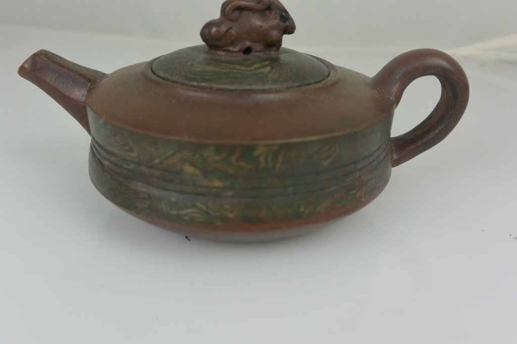 Red stoneware tea pot: Red stoneware tea pot